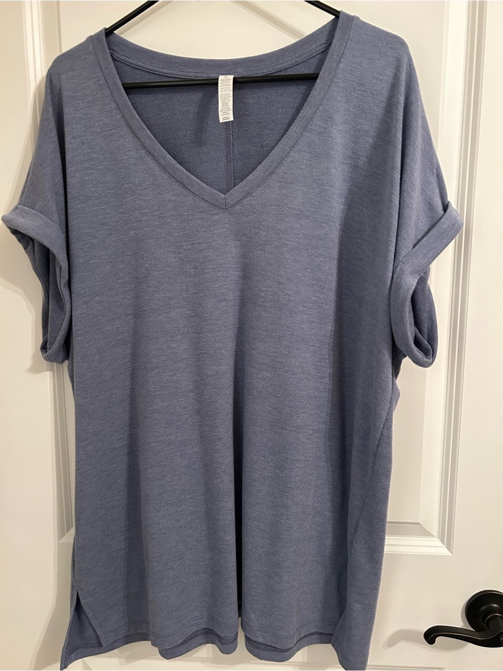 Women’s V-Neck Rolled-Sleeve Tunic Top - Blue